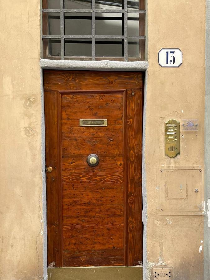 Unique And Antique Apartment Florenz Exterior foto