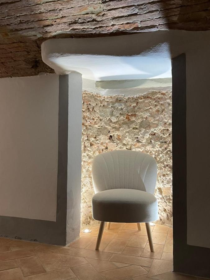 Unique And Antique Apartment Florenz Exterior foto