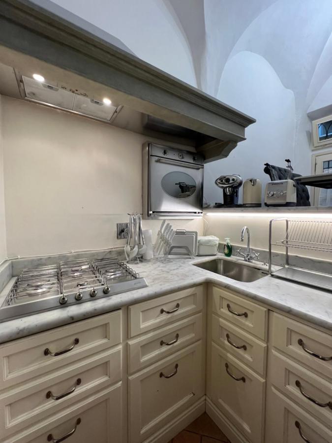 Unique And Antique Apartment Florenz Exterior foto