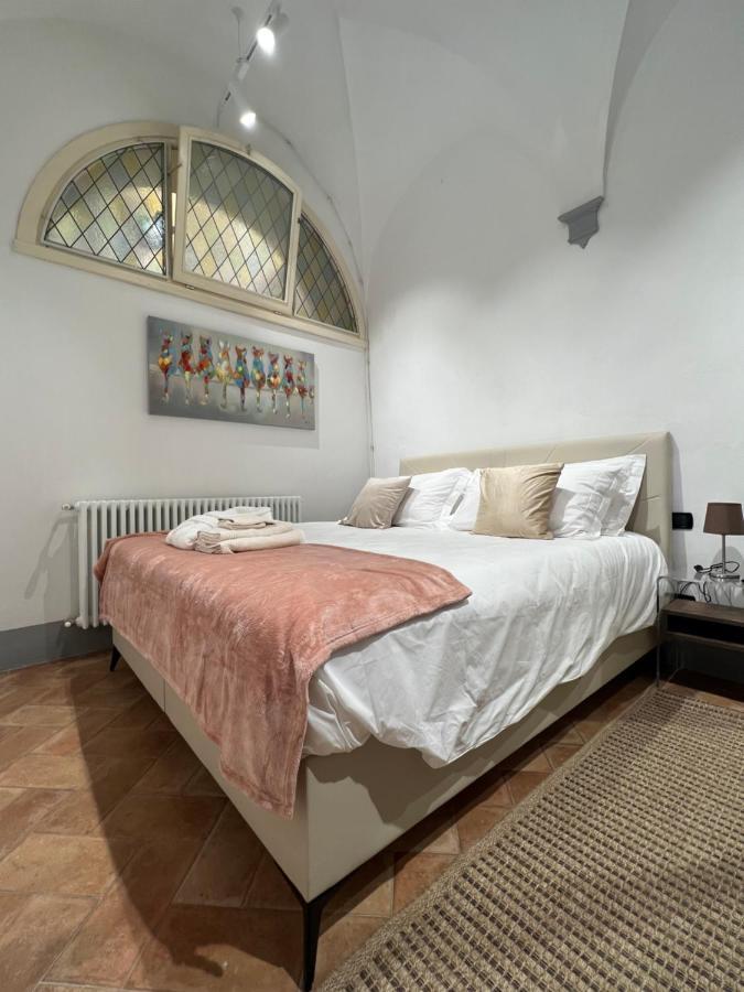 Unique And Antique Apartment Florenz Exterior foto